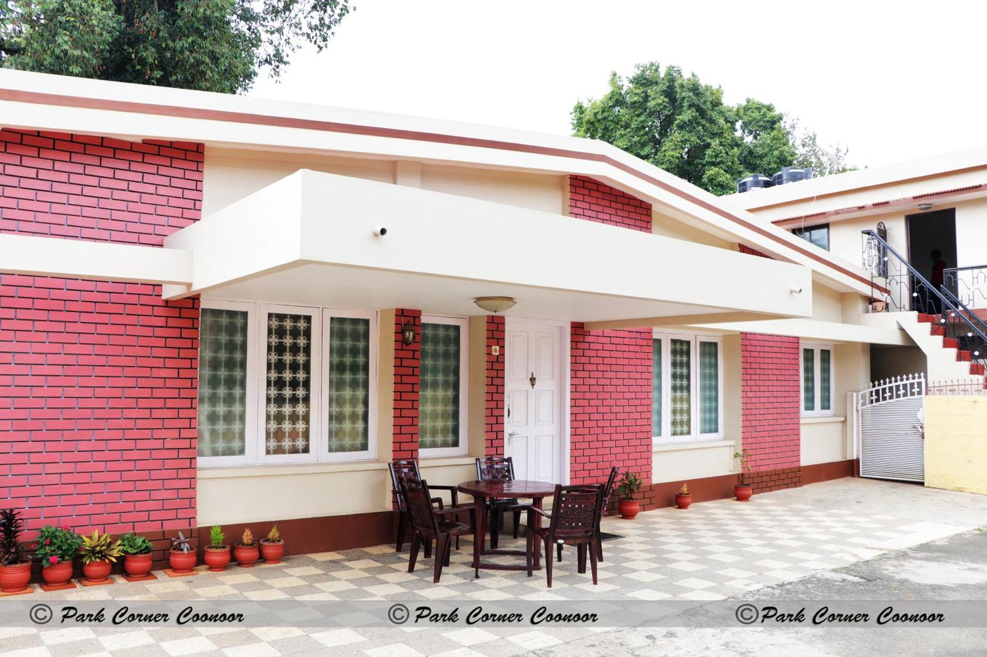 Park Corner Home Stay Coonoor Esterno foto