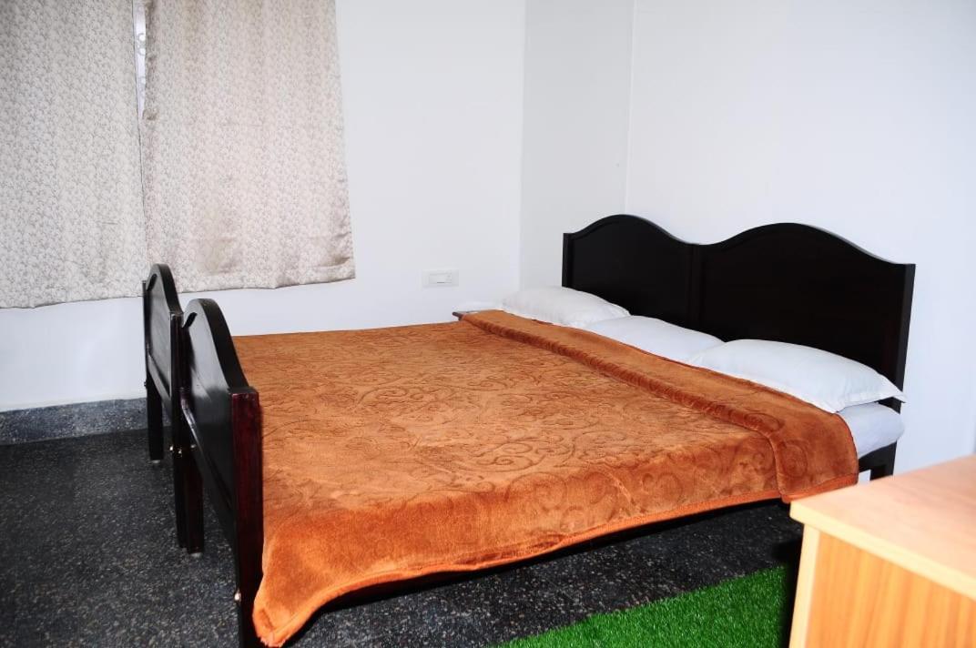Park Corner Home Stay Coonoor Esterno foto