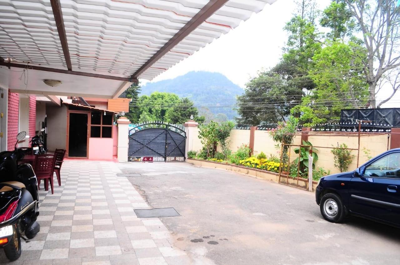 Park Corner Home Stay Coonoor Esterno foto