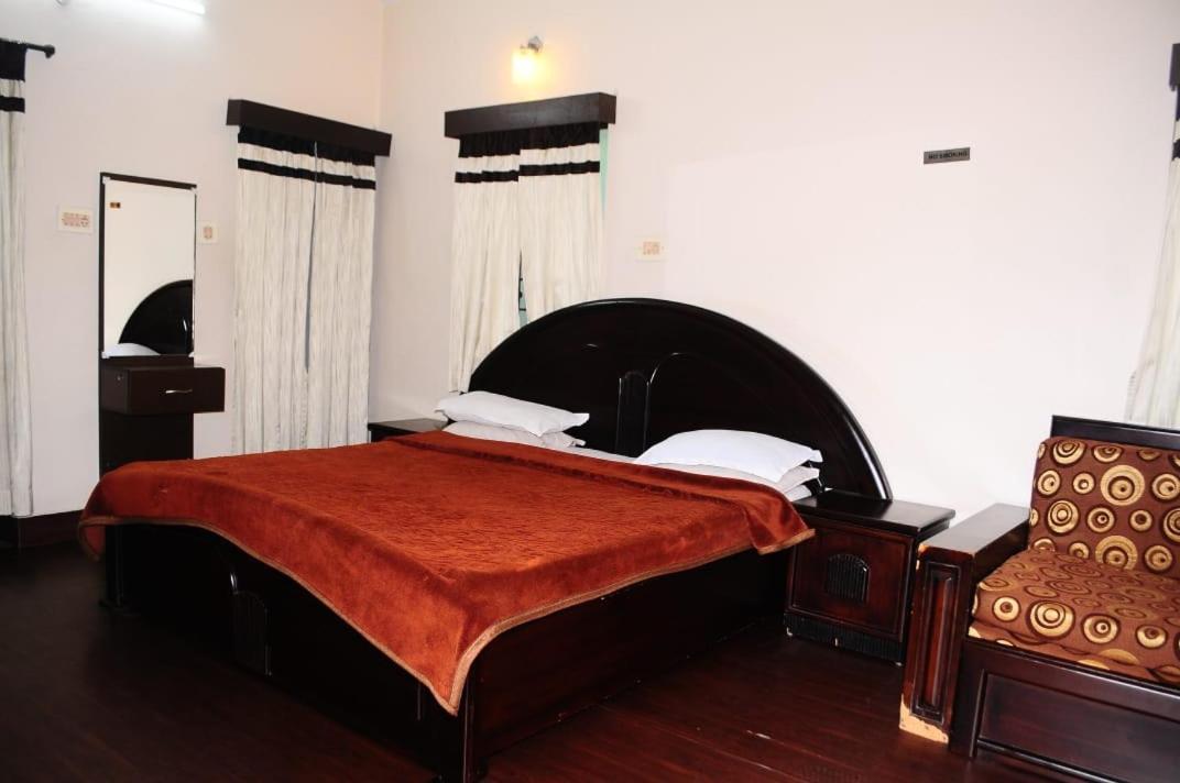 Park Corner Home Stay Coonoor Esterno foto