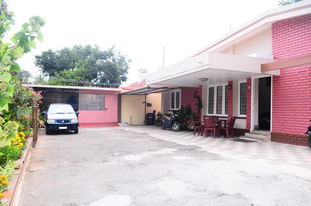 Park Corner Home Stay Coonoor Esterno foto