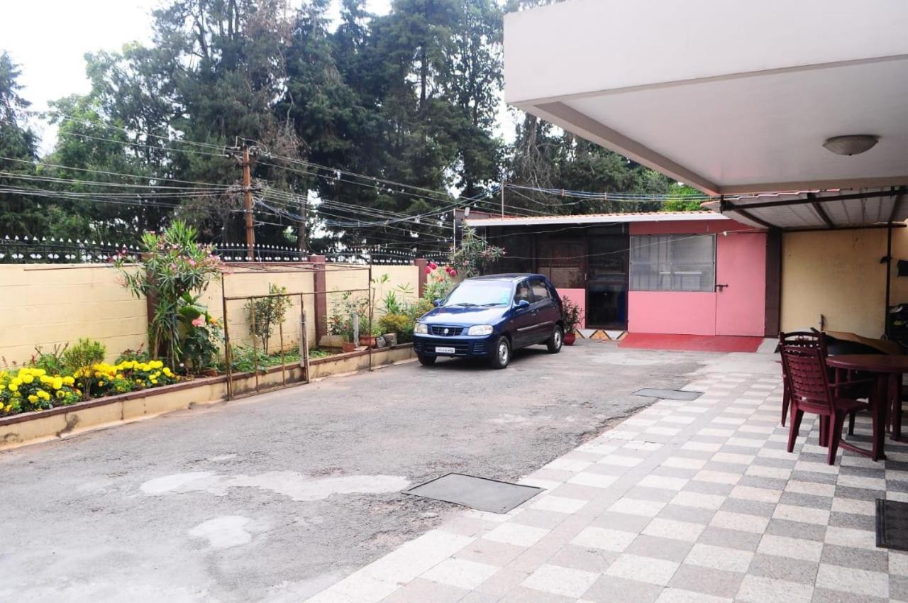 Park Corner Home Stay Coonoor Esterno foto