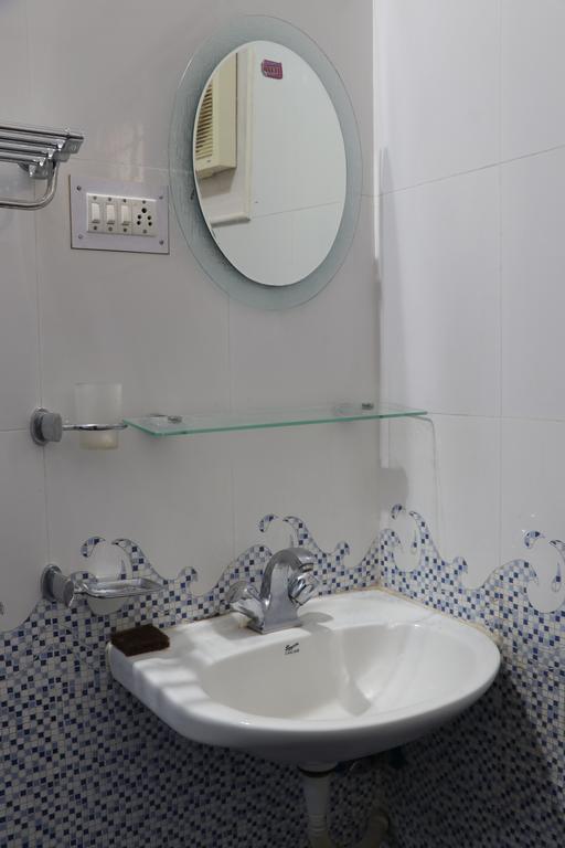 Park Corner Home Stay Coonoor Esterno foto