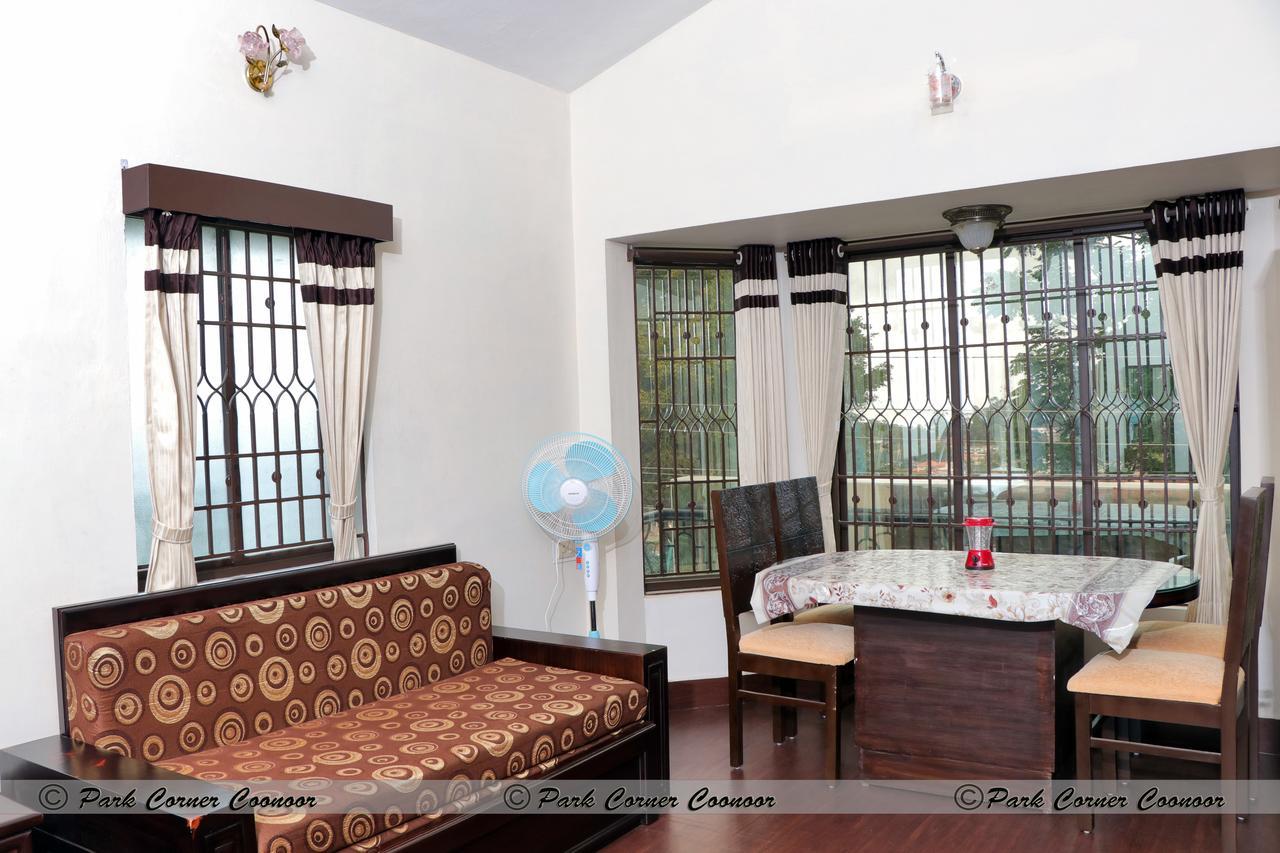 Park Corner Home Stay Coonoor Esterno foto